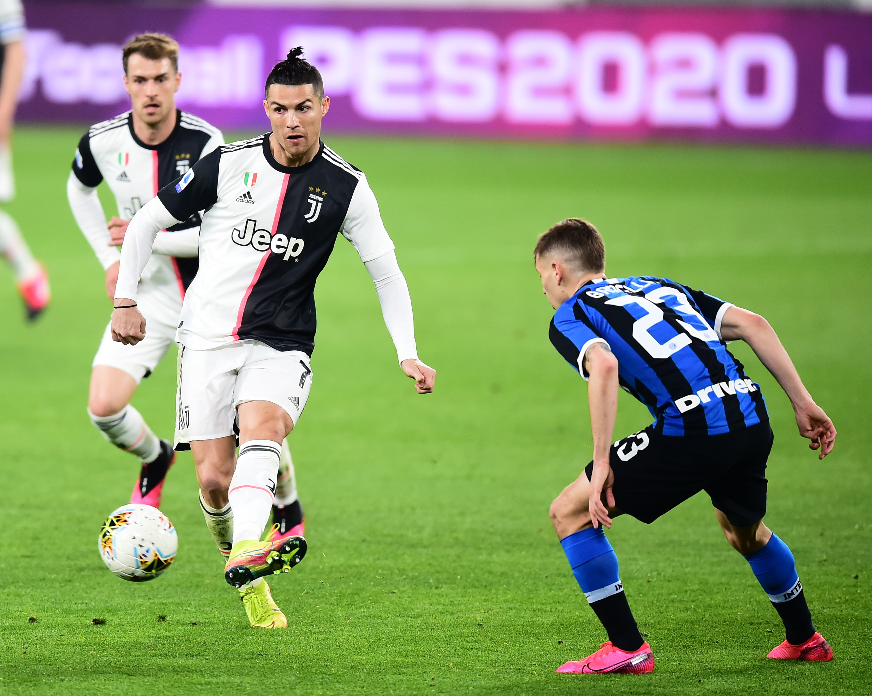 首战即巅峰！盐城姑娘王慧婷残特奥会射箭夺金（一鸣惊人！盐城姑娘王慧婷在残特奥会射箭摘金）