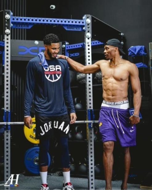 小豌豆替补出场错失反超比分的点球，之后球队被补时绝杀（小豌豆替补登场失点，球队补时遭绝杀）