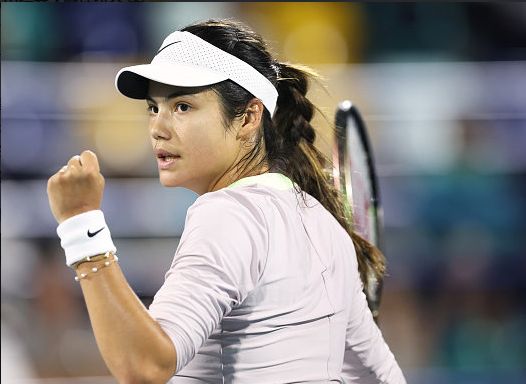 尤文本赛季税前年薪前20：弗拉霍维奇2220万第1，戴维1110万（尤文本季税前年薪TOP20：弗拉霍维奇以2220万领跑，戴维1110万）