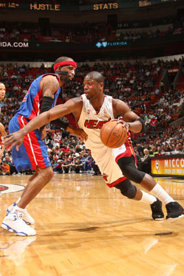 罗马诺：阿森纳对吉拉西的兴趣不实；曼联和巴萨和他有传闻（罗马诺辟谣：阿森纳无意吉拉西，曼联与巴萨仍与其传闻不断）